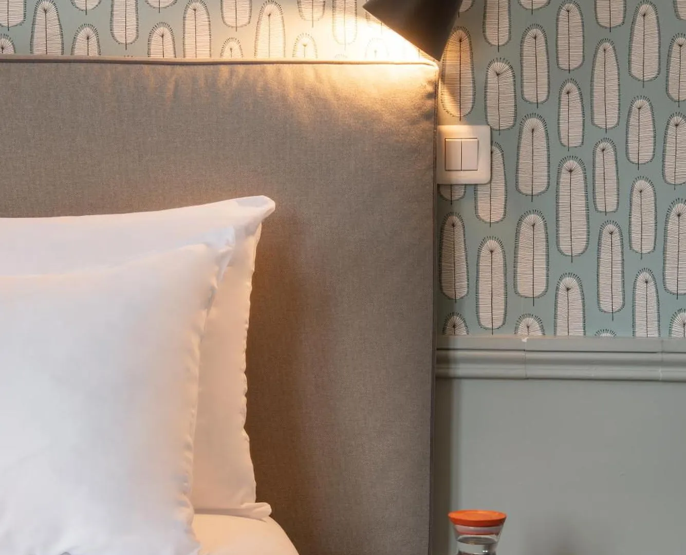 Avama Prony Hotel