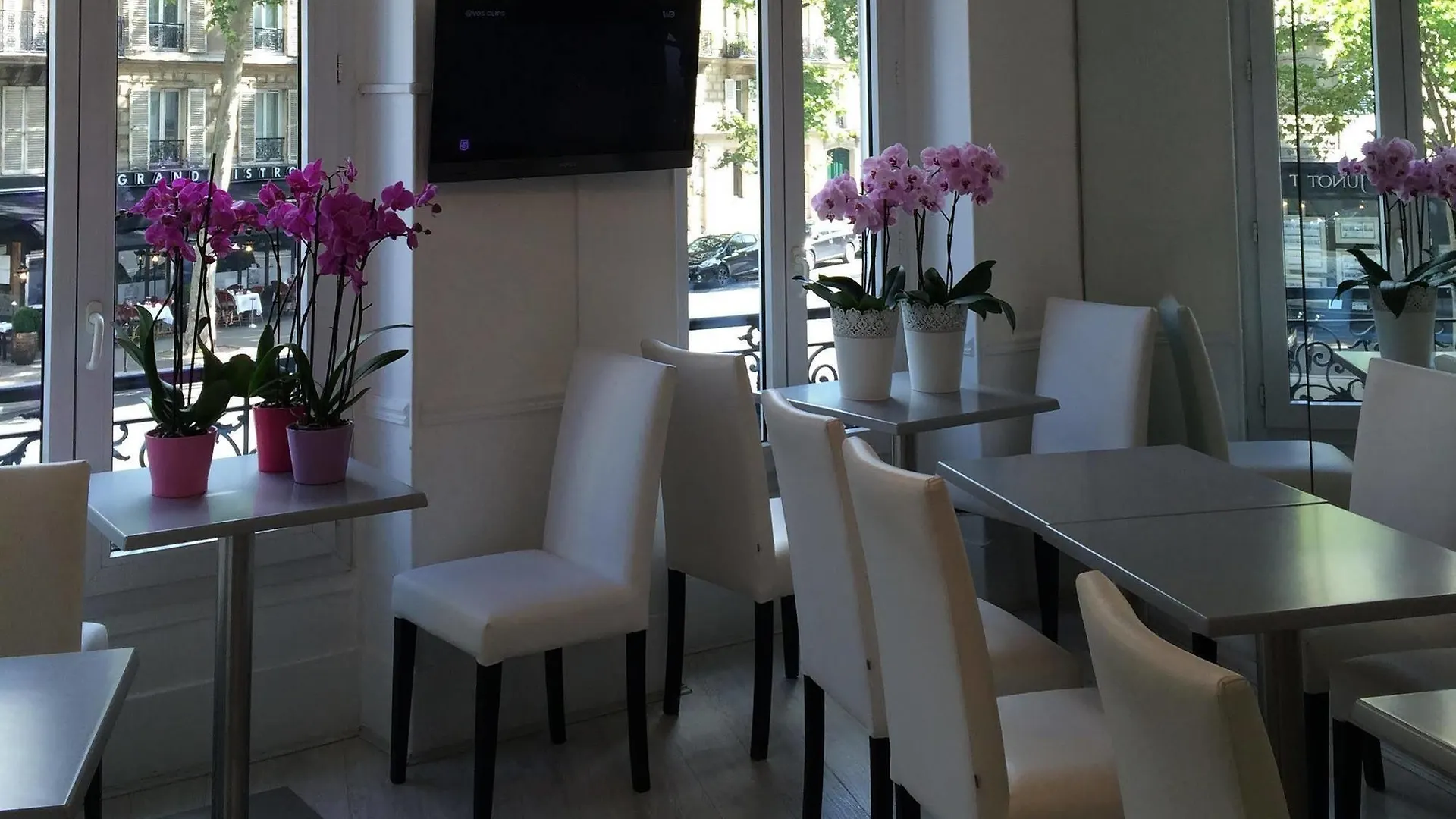 Avama Prony Hotel Paris