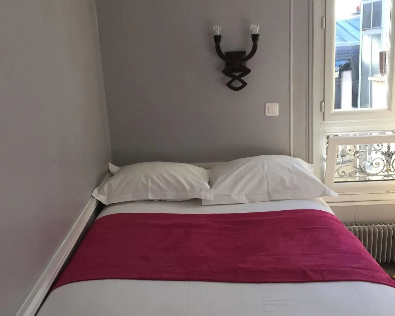 Avama Prony Hotel