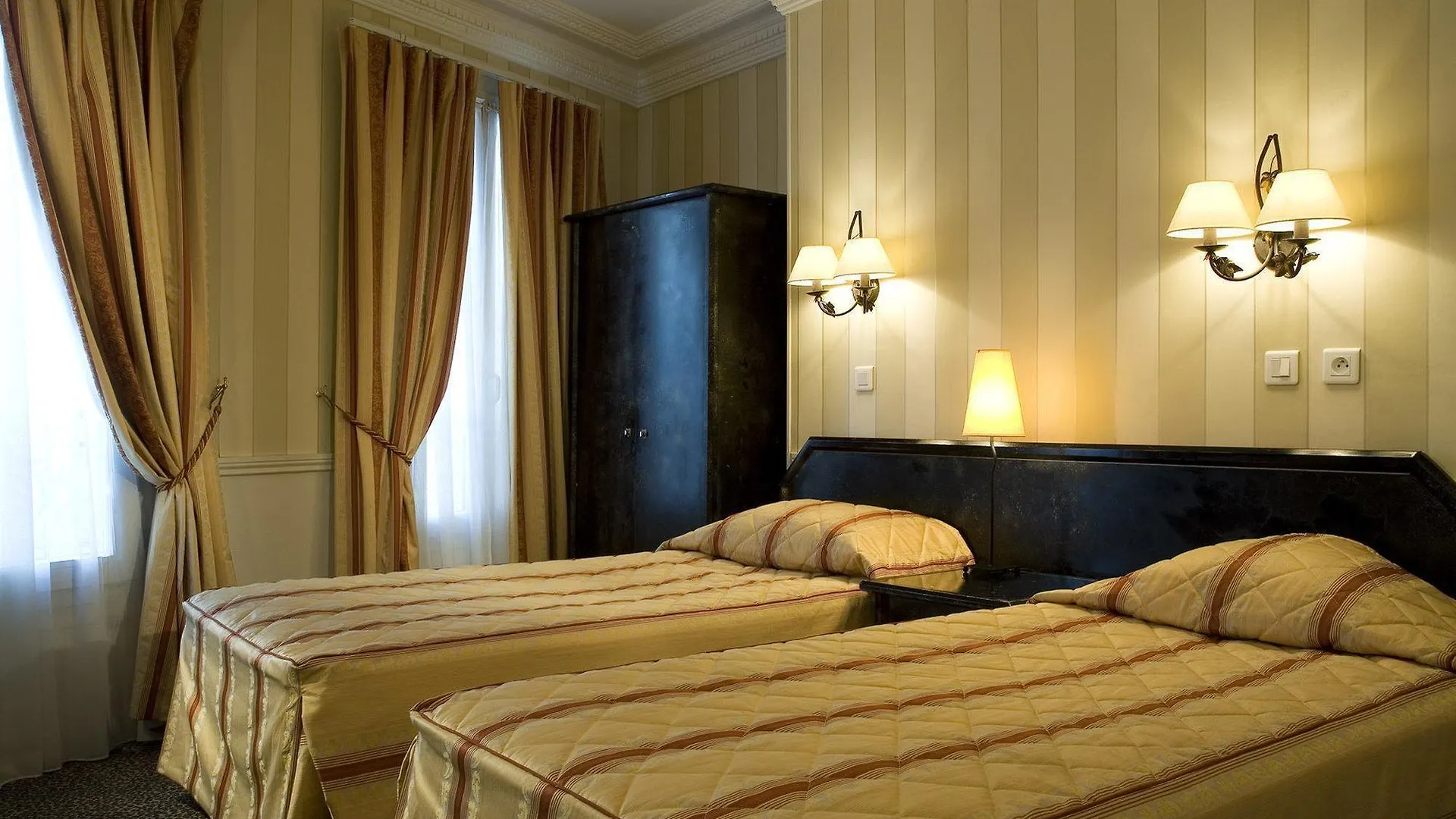 Avama Prony Hotel 3*